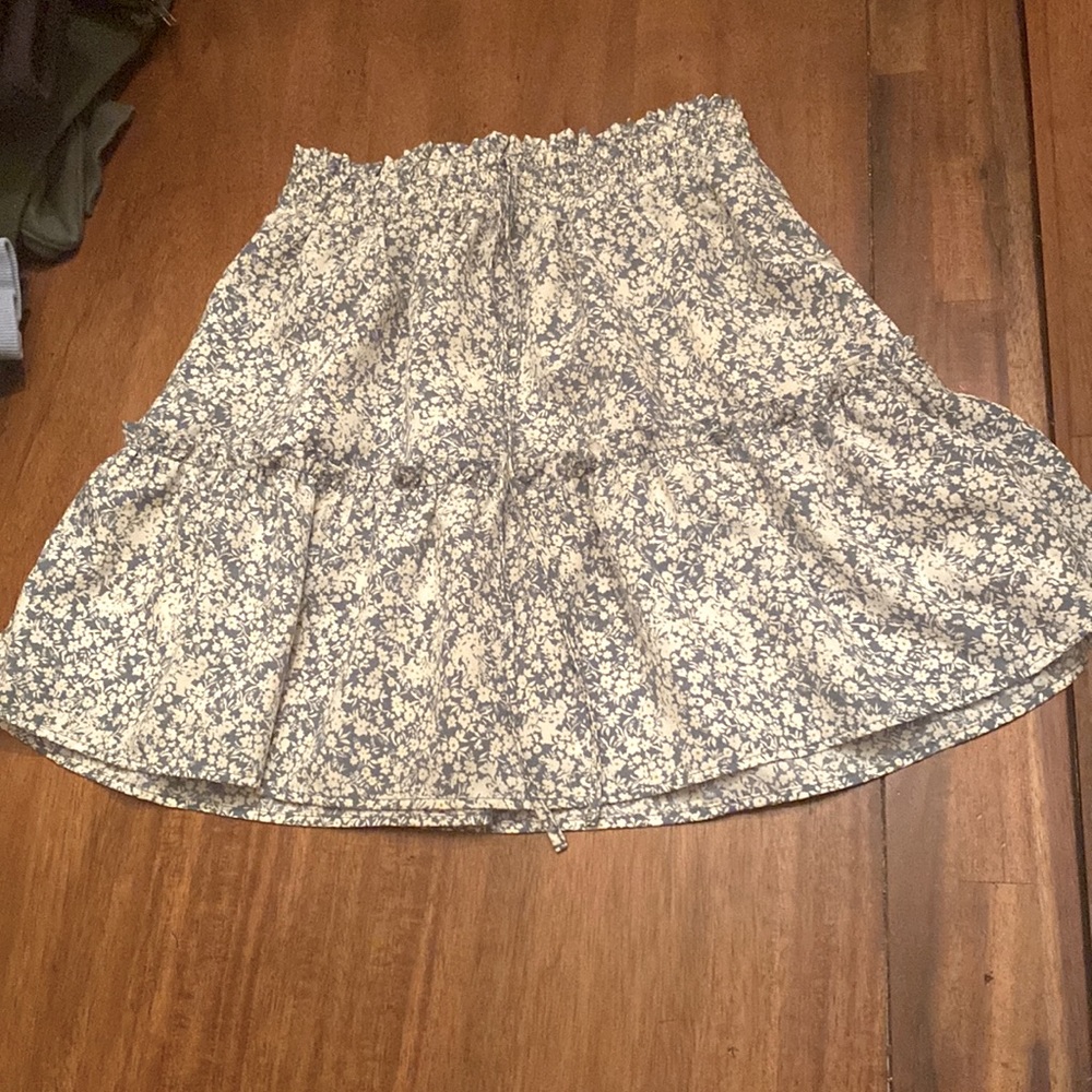 Boho style floral print skirt
